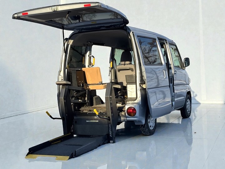 NV100クリッパー